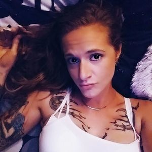 Meet your Posher, Lora